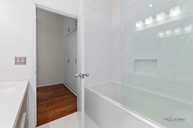 421 W Oakdale Avenue 4, Chicago, IL 60657