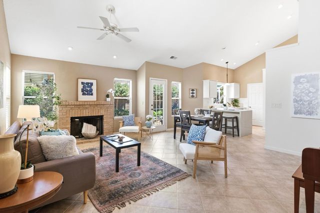 2100 Cobblestone Manor, Modesto, CA 95355