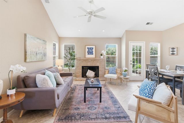 2100 Cobblestone Manor, Modesto, CA 95355