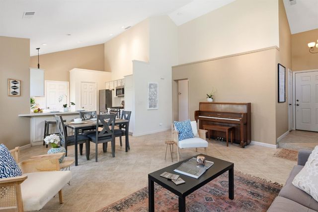 2100 Cobblestone Manor, Modesto, CA 95355