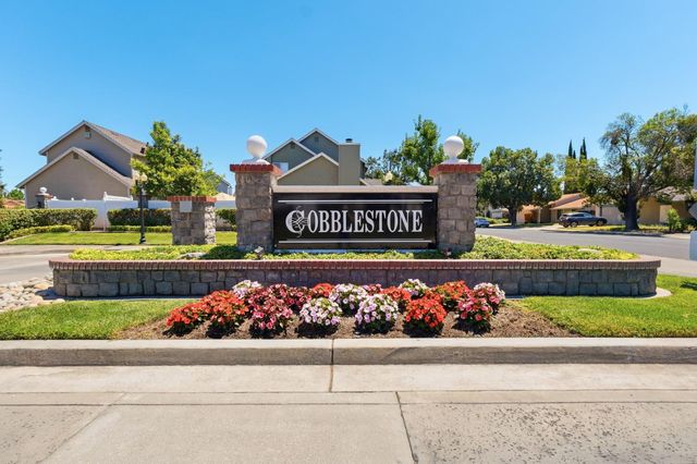 2100 Cobblestone Manor, Modesto, CA 95355