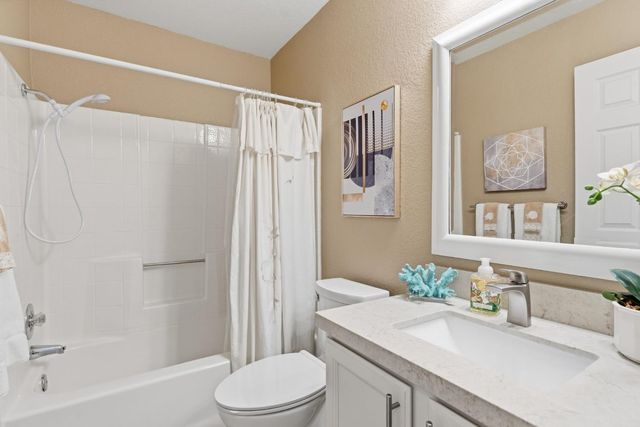 2100 Cobblestone Manor, Modesto, CA 95355