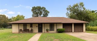 401 North San Marcos Street, Hearne, TX 77859