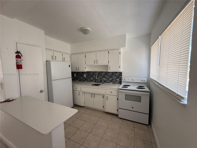 744 85th Street 3, Miami Beach, FL 33141