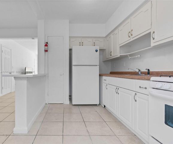 744 85th Street 3, Miami Beach, FL 33141