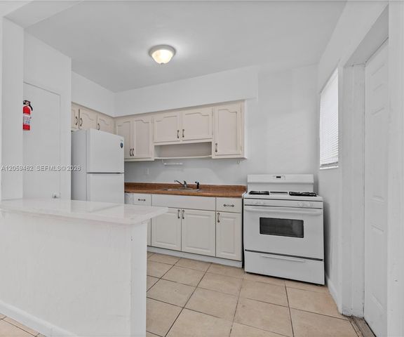 744 85th Street 3, Miami Beach, FL 33141