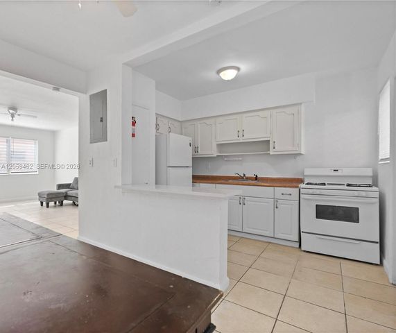744 85th Street 3, Miami Beach, FL 33141