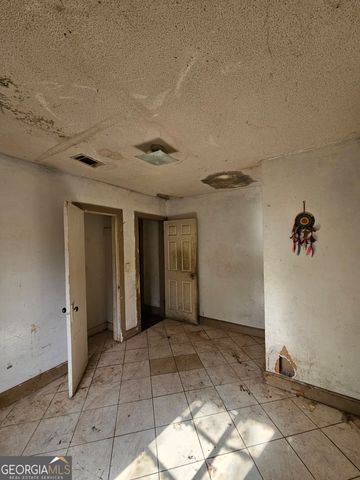 2411 Harden Street, Savannah, GA 31415