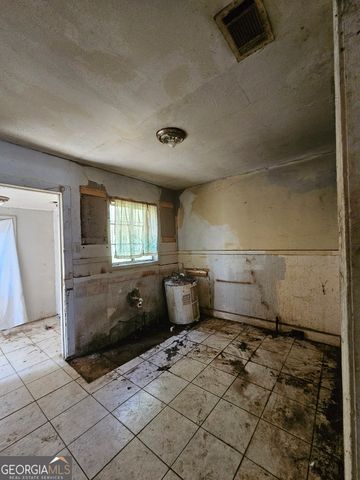 2411 Harden Street, Savannah, GA 31415