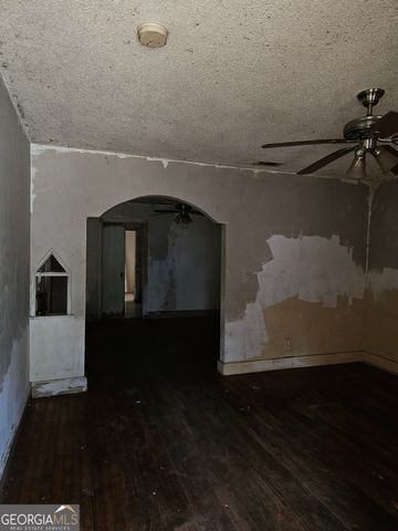 2411 Harden Street, Savannah, GA 31415