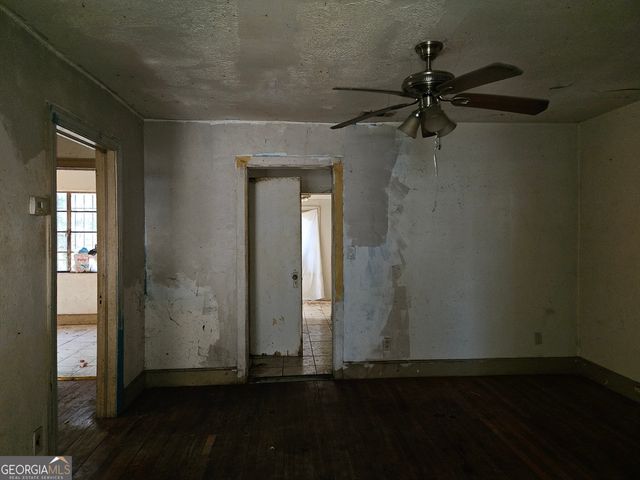 2411 Harden Street, Savannah, GA 31415