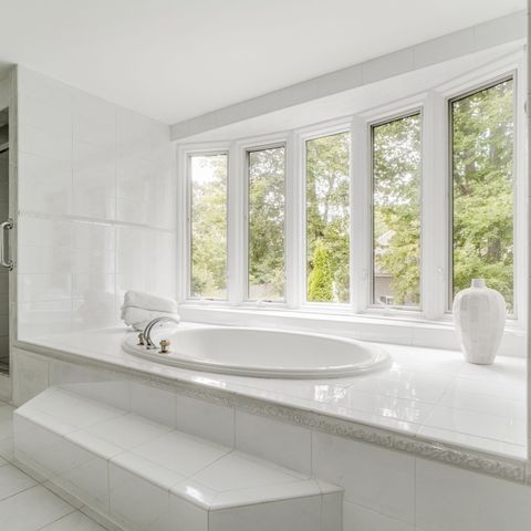 421 Waverley Ave, Newton, MA 02458