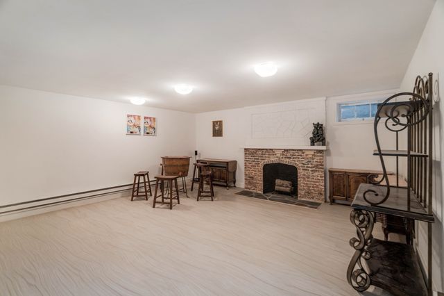 421 Waverley Ave, Newton, MA 02458