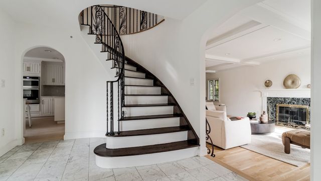 421 Waverley Ave, Newton, MA 02458
