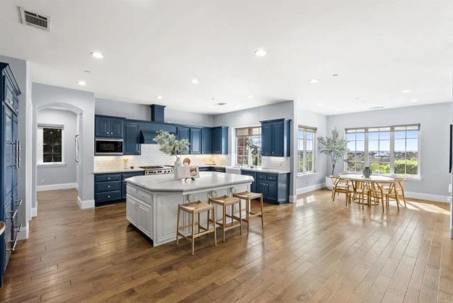 3401 Adams Run, Encinitas, CA 92024