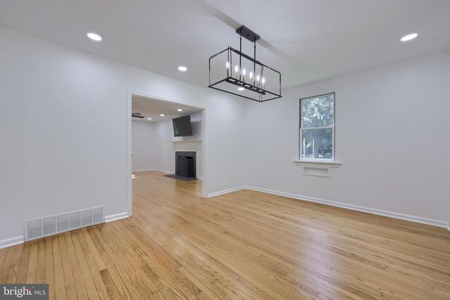 6 MCCARTHY DR, Chadds Ford, PA 19317