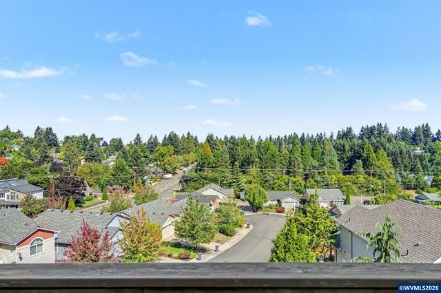 101 Rolling Hills Av SE, Salem, OR 97306