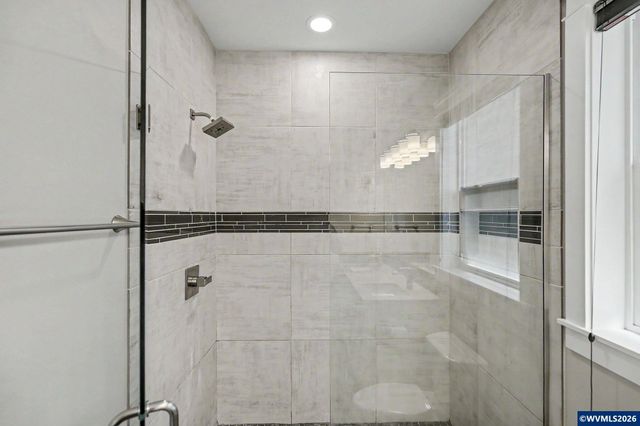 101 Rolling Hills Av SE, Salem, OR 97306