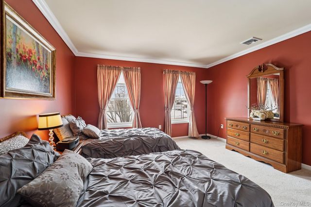 32 Mansion Ridge Boulevard, Monroe, NY 10950