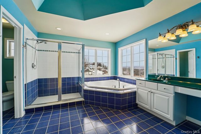 32 Mansion Ridge Boulevard, Monroe, NY 10950