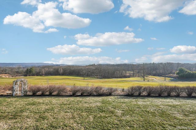 32 Mansion Ridge Boulevard, Monroe, NY 10950