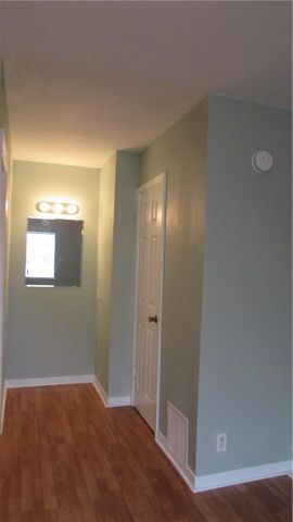 2208 Mission Hill DR 102, Austin, TX 78741