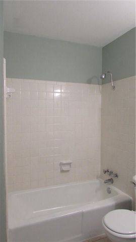 2208 Mission Hill DR 102, Austin, TX 78741