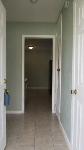2208 Mission Hill DR 102, Austin, TX 78741