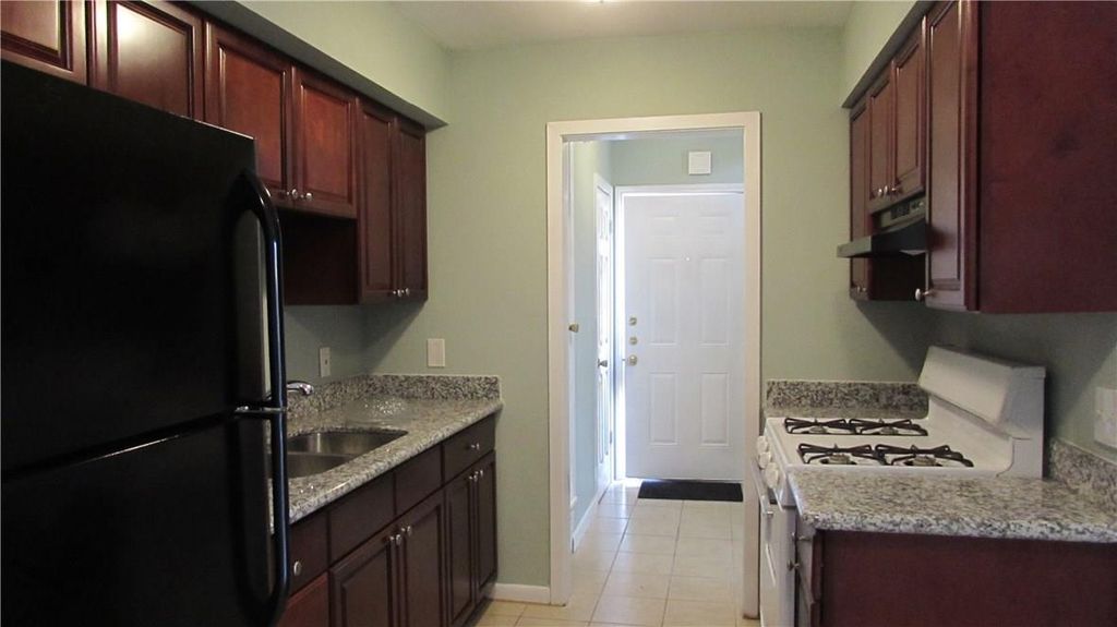 2208 Mission Hill DR 102, Austin, TX 78741