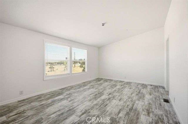 1139 Bonanza Road, Phelan, CA 92372