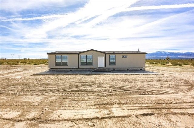 1139 Bonanza Road, Phelan, CA 92372