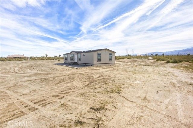 1139 Bonanza Road, Phelan, CA 92372
