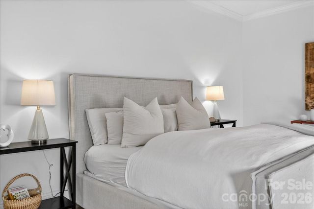 1001 Parkwood Avenue, Charlotte, NC 28205