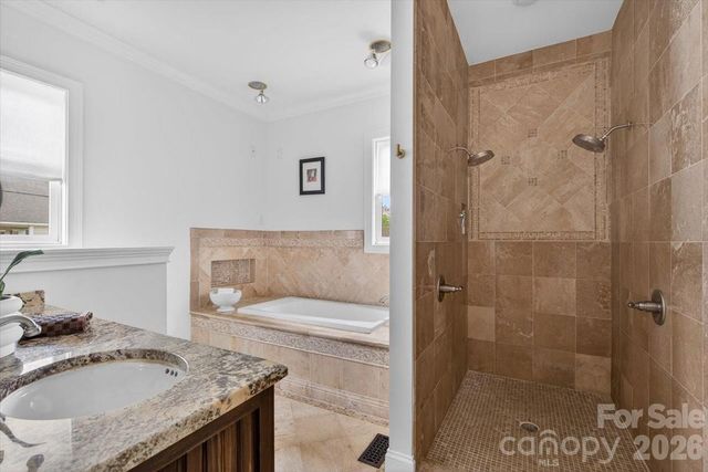 1001 Parkwood Avenue, Charlotte, NC 28205