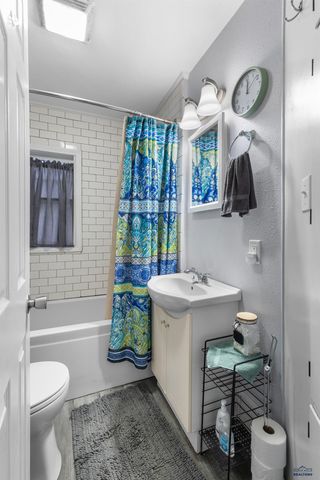 1715 SIOUX AVE, Rapid City, SD 57701