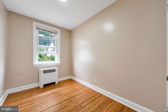 293 WABASH AVE, Lansdowne, PA 19050