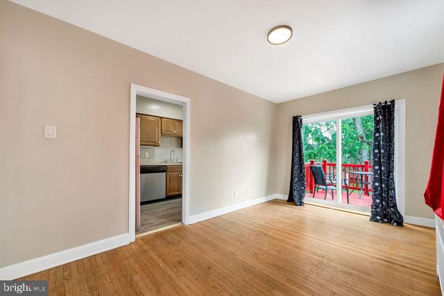 293 WABASH AVE, Lansdowne, PA 19050
