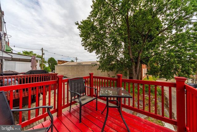 293 WABASH AVE, Lansdowne, PA 19050