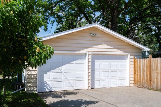 707 2nd Avenue NE, Saint Cloud, MN 56304