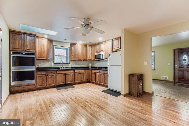 7406 POPLAR AVE, Baltimore, MD 21224