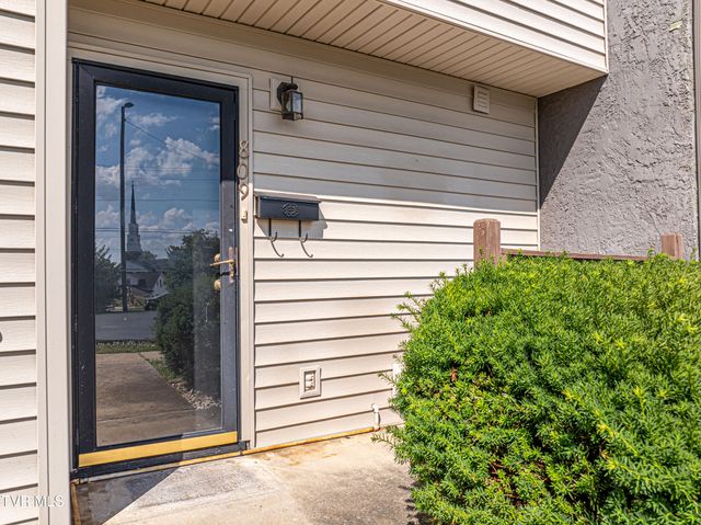 809 7th Street 809, Bristol, TN 37620
