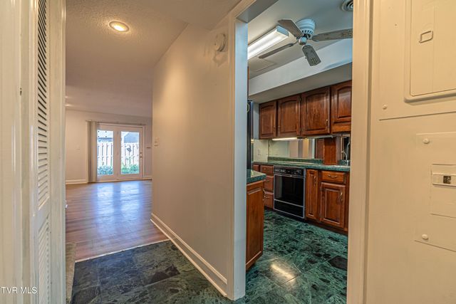 809 7th Street 809, Bristol, TN 37620