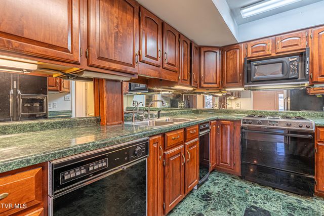 809 7th Street 809, Bristol, TN 37620