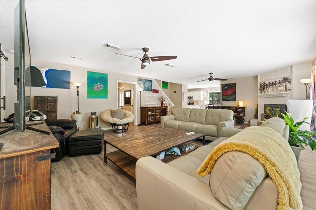 57 Lake Forest Circle, Conroe, TX 77384