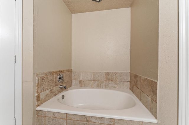 57 Lake Forest Circle, Conroe, TX 77384