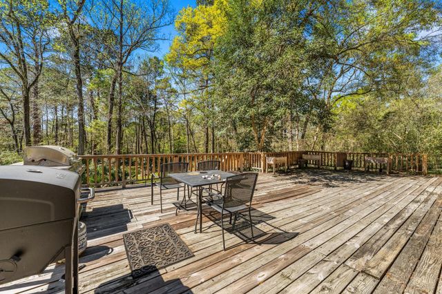 57 Lake Forest Circle, Conroe, TX 77384