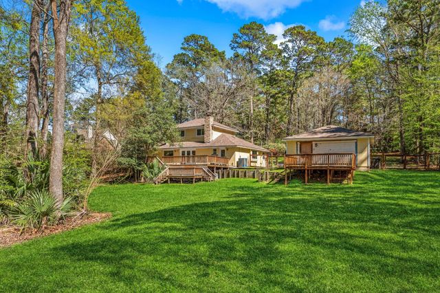 57 Lake Forest Circle, Conroe, TX 77384