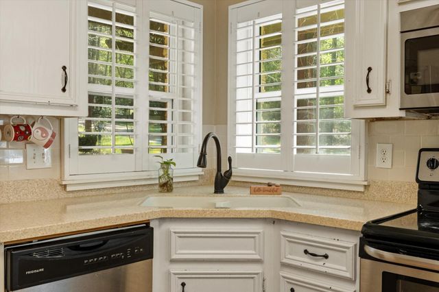 57 Lake Forest Circle, Conroe, TX 77384