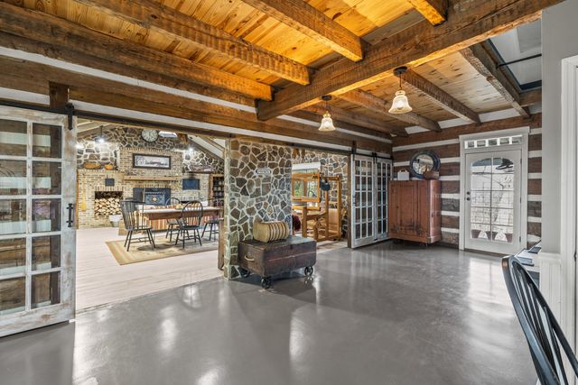 7174 White Oak Valley Road, Mcdonald, TN 37353