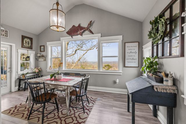 7174 White Oak Valley Road, Mcdonald, TN 37353